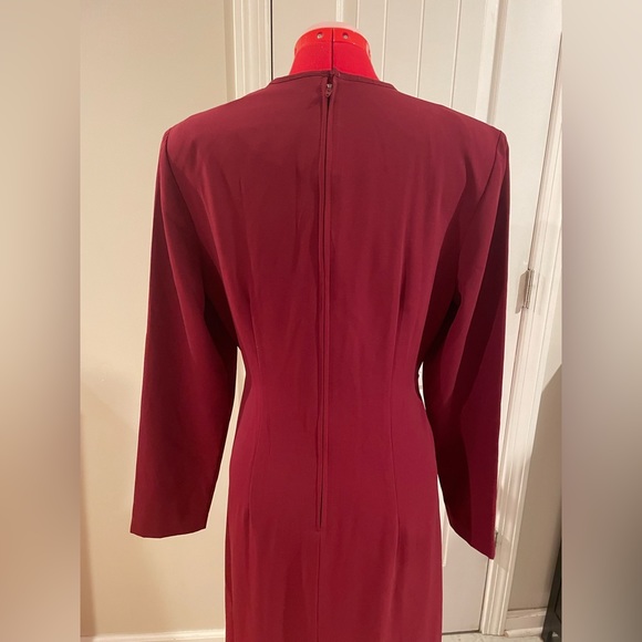 Vintage Orvis Pleated Burgundy Maxi Dress With Tie Belt - Picture 12 of 13